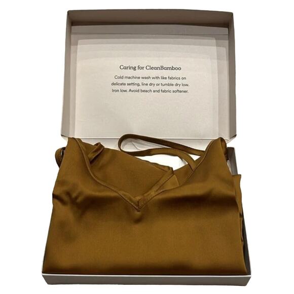 Ettitude Sateen Camisole (Chamomile) Medium - Picture 6 of 7